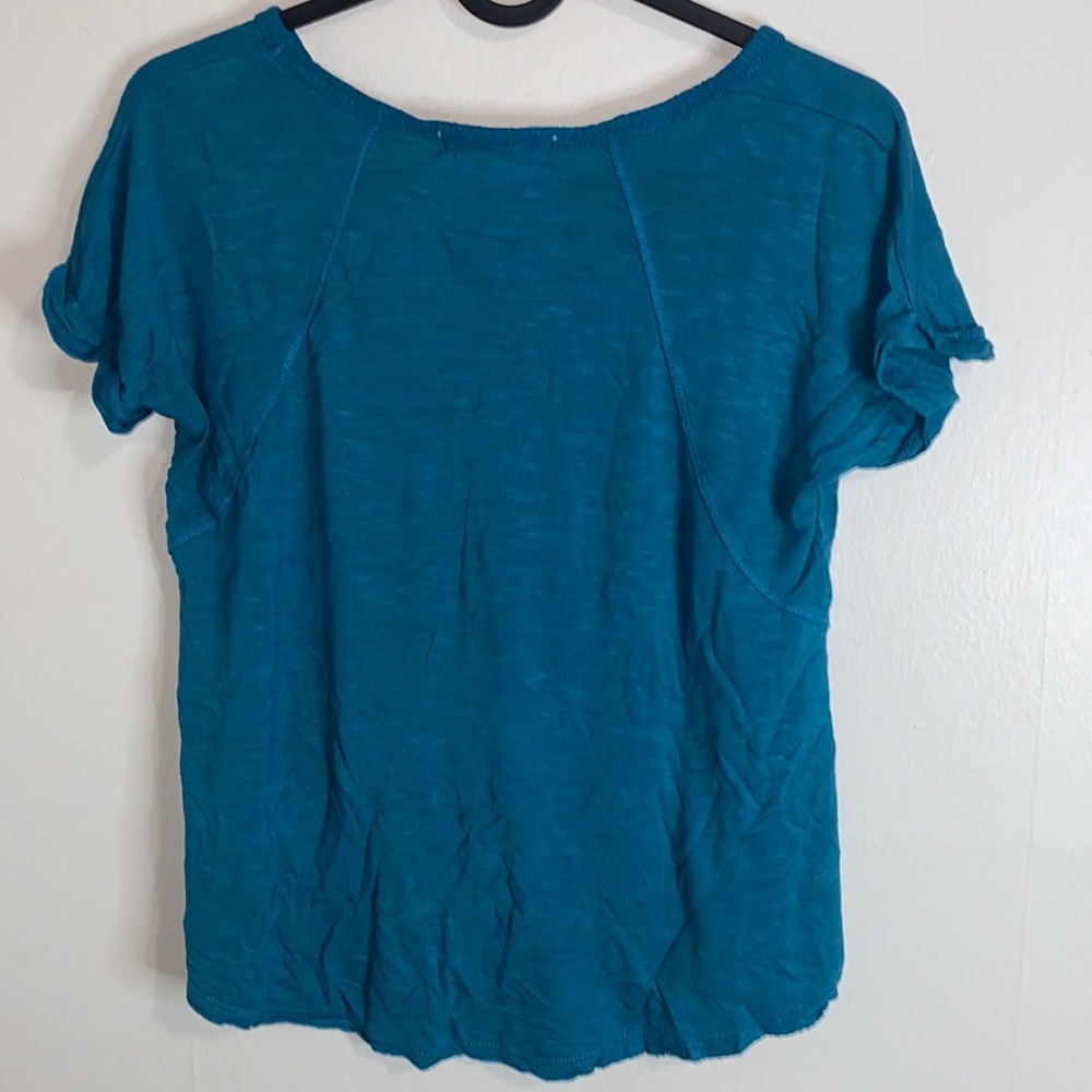 🪼Blue lightweight crop top! - Picture 6 of 6